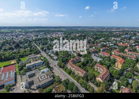 Blick aus der Vogelperspektive auf Augsburg, Blick auf Göggingen-Süd rund um die Friedrich-Ebert-Straße Stockfoto