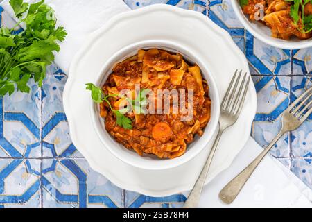 Vegetarische Lasagnesuppe mit fleischlosem quorn-Hackfleisch Stockfoto
