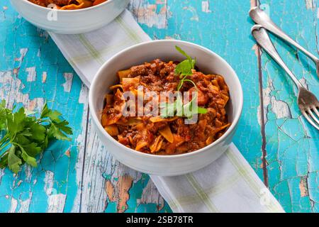 Vegetarische Lasagnesuppe mit fleischlosem quorn-Hackfleisch Stockfoto