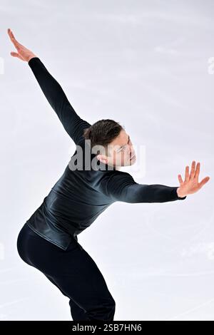 Tallinn, Estland. Februar 2025. Valtter VIRTANEN (FIN), während des Freilauf-Skatings der Männer, bei der ISU Europameisterschaft 2025, in der Tondiraba Ice Hall, am 1. Februar 2025 in Tallinn, Estland. Quelle: Raniero Corbelletti/AFLO/Alamy Live News Stockfoto