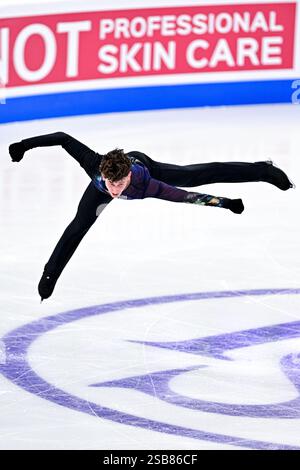 Tallinn, Estland. Februar 2025. Lukas BRITSCHGI (SUI), während des Freilauf-Skatings der Männer, bei der ISU Europameisterschaft 2025, in der Tondiraba Ice Hall, am 1. Februar 2025 in Tallinn, Estland. Quelle: Raniero Corbelletti/AFLO/Alamy Live News Stockfoto