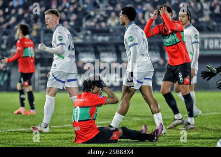 Nijmegen, Niederlande. Februar 2025. NIJMEGEN, 01-02-2025, Goffert Stadium, Fußball, niederländische eredivisie, Spiel der Saison 2024/2025 zwischen NEC und PSV. NEC-Spieler Sontje Hansen verpasst eine Chance Credit: Pro Shots/Alamy Live News Stockfoto