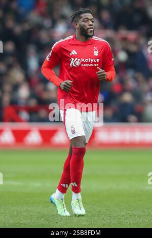 Nottingham, Großbritannien. Februar 2025. Nottingham Forest Mittelfeldspieler Ibrahim Sangare (6) während des Spiels Nottingham Forest FC gegen Brighton & Hove Albion FC English Premier League im City Ground, Nottingham, England, Vereinigtes Königreich am 1. Februar 2025 Credit: Lee Keuneke/Every Second Media Credit: Every Second Media/Alamy Live News Stockfoto