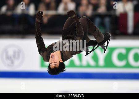 Tallinn. Februar 2025. Adam Siao HIM Fa aus Frankreich tritt am 1. Februar 2025 bei der Eiskunstlauf-Europameisterschaft 2025 Tallinn in Tallinn, Estland, an. Quelle: Sergei Stepanov/Xinhua/Alamy Live News Stockfoto