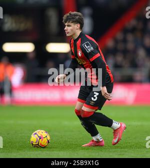 Bournemouth, Großbritannien. Februar 2025. AFC Bournemouth gegen Liverpool - Premier League - Vitality Stadium. Bournemouth's Milos Kerkez. Bildnachweis: Mark Pain/Alamy Live News Stockfoto