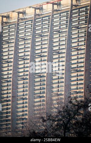 Der Palazzo del Lavoro in Turin ist das Hauptgebäude des Parks Italia '61, der Ort der Ausstellung von 1961 für die 100 Jahre der Italienischen Republik. Stockfoto