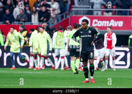 Amsterdam, Niederlande. Februar 2025. AMSTERDAM, NIEDERLANDE - 2. FEBRUAR: Quinten Timber of Feyenoord ist beim niederländischen Eredivisie-Spiel zwischen AFC Ajax und Feyenoord am 2. Februar 2025 in der Johan Cruijff Arena in Amsterdam enttäuscht. (Foto: Ben Gal/Orange Pictures) Credit: Orange Pics BV/Alamy Live News Stockfoto