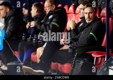 Pamplona, Spanien. Januar 2025. Sport. Fußball/Fußball. Vicente Moreno (Trainer VON CA Osasuna) spielte während des Fußballspiels der La Liga EA Sports zwischen CA Osasuna und Real Sociedad am 2. Februar 2025 im El Sadar Stadion in Pamplona (Spanien). Kredit: Inigo Alzugaray/Cordon Press Kredit: CORDON PRESS/Alamy Live News Stockfoto