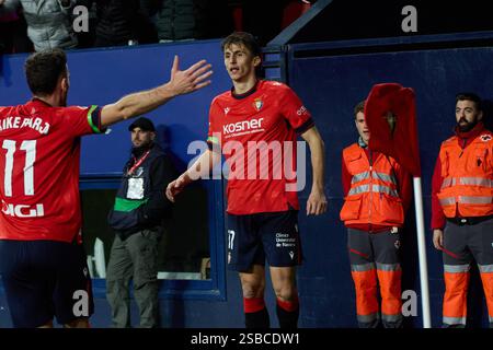 Pamplona, Spanien. Januar 2025. Sport. Fußball/Fußball. Die Spieler von CA Osasuna feiern ein Tor von ante Budimir (1:0) während des Fußballspiels La Liga EA Sports zwischen CA Osasuna und Real Sociedad, das am 2. Februar 2025 im El Sadar Stadion in Pamplona (Spanien) ausgetragen wurde. Kredit: Inigo Alzugaray/Cordon Press Kredit: CORDON PRESS/Alamy Live News Stockfoto