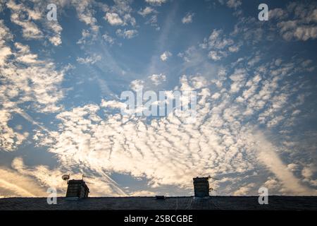Ein HDR-Bild von Wolkenformationen über Yorkshire, England. 26. Juni 2018 Stockfoto