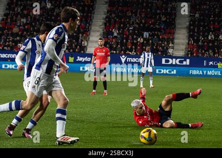 Pamplona, Spanien. Januar 2025. Sport. Fußball/Fußball. Bryan Zaragoza (19. CA Osasuna) spielte während des Fußballspiels La Liga EA Sports zwischen CA Osasuna und Real Sociedad am 2. Februar 2025 im El Sadar Stadion in Pamplona (Spanien). Kredit: Inigo Alzugaray/Cordon Press Kredit: CORDON PRESS/Alamy Live News Stockfoto