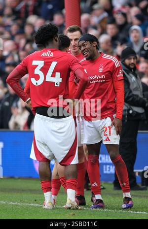 Nottingham, Großbritannien. Februar 2025. Nottingham, England, 1. Februar 2024: Anthony Elanga aus Nottingham Forest während des Premier League 2024/25 Fußballspiels zwischen Nottingham Forest FC und Brighton & Hove Albion FC auf dem City Ground in Nottingham, England. (Paul Bonser/SPP) Credit: SPP Sport Press Photo. /Alamy Live News Stockfoto