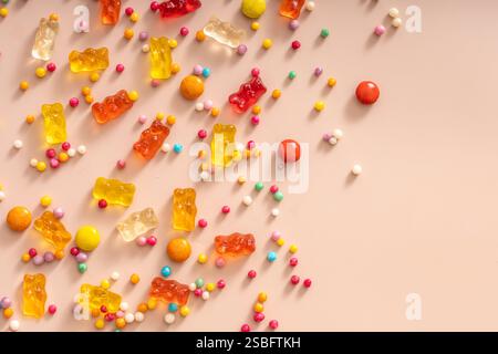 Gummibärchen und Sprinkles Cover oder Hintergrund Stockfoto