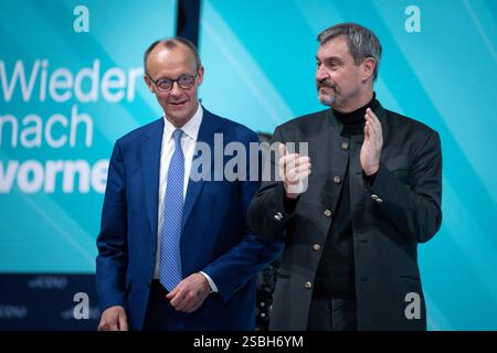 37.Bundesparteitag der CDU Deutschlands Friedrich Merz, Vorsitzender der CDU gemeinsam mit Markus Soeder Ministerpraesident von Bayern und Vorsitzender der CSU bei seiner Ankunft auf dem 37.Bundesparteitag der CDU Deutschlandds im Berliner City Cube, Berlin , 03.02.2025 Berlin Deutschland Stockfoto