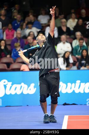 Asheville, South Carolina, USA. Februar 2025. Sc. Februar 2025. ESAI Morales bei einem öffentlichen Auftritt für Stars Servin' Up Love Celebrity Tennis Hurricane Helene Benefit, Harrah's Cherokee Center, Asheville, SC, 02. Februar, 2025. Credit: Derek Storm/Everett Collection/Alamy Live News Credit: Everett Collection Inc/Alamy Live News Stockfoto