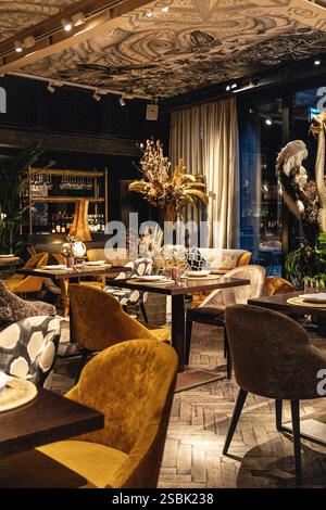 Inneneinrichtung des Yopo Restaurants im Mandrake Hotel, London, England Stockfoto