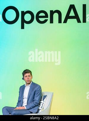 Seoul, Südkorea. Februar 2025. Sam Altman, CEO von Open AI, spricht während des Kakao Media Day. Der südkoreanische Technologiegigant Kakao Corp. Gab am 4. Februar eine Partnerschaft mit OpenAI bekannt, um ChatGPT für seinen neuen KI-Dienst zu nutzen und sich einer globalen Allianz unter der Leitung des US-amerikanischen KI-Unternehmens anzuschließen, die sich im Zuge des zunehmenden Wettbewerbs auf dem globalen KI-Markt verstärkt. Quelle: SOPA Images Limited/Alamy Live News Stockfoto