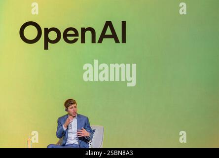 Seoul, Südkorea. Februar 2025. Sam Altman, CEO von Open AI, spricht während des Kakao Media Day. Der südkoreanische Technologiegigant Kakao Corp. Gab am 4. Februar eine Partnerschaft mit OpenAI bekannt, um ChatGPT für seinen neuen KI-Dienst zu nutzen und sich einer globalen Allianz unter der Leitung des US-amerikanischen KI-Unternehmens anzuschließen, die sich im Zuge des zunehmenden Wettbewerbs auf dem globalen KI-Markt verstärkt. Quelle: SOPA Images Limited/Alamy Live News Stockfoto