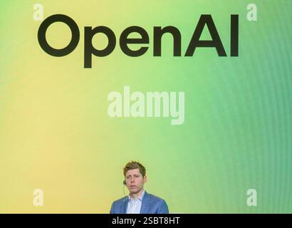 Seoul, Südkorea. Februar 2025. Sam Altman, Chief Executive Officer von Open AI, spricht während des Kakao Media Day in Seoul. Der südkoreanische Technologiegigant Kakao Corp. Gab am 4. Februar eine Partnerschaft mit OpenAI bekannt, um ChatGPT für seinen neuen KI-Dienst zu nutzen und sich einer globalen Allianz unter der Leitung des US-amerikanischen KI-Unternehmens anzuschließen, die sich im Zuge des zunehmenden Wettbewerbs auf dem globalen KI-Markt verstärkt. Quelle: SOPA Images Limited/Alamy Live News Stockfoto