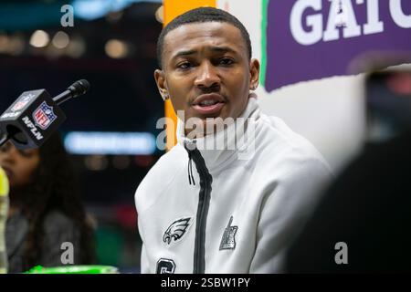 New Orleans, Louisiana, USA. Februar 2025. Philadelphia Eagles Wide Receiver DeVonta Smith spricht während der Eröffnungsnacht im Caesars Superdome vor dem NFL Super Bowl LIX mit den Medien. Quelle: Kindell Buchanan/Alamy Live News Stockfoto