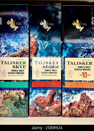 Talisker Whisky Auswahl, Talisker Skye, Talisker Storm, Talisker 10 Jahre, Konsum, Scotch Whisky, Talisker Scotch, Single Malt Scotch Whisky Stockfoto