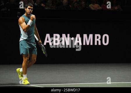 Rotterdam, NL, 4. Februar 2025. ROTTERDAM, NIEDERLANDE - TAG 2: Carlos Alcaraz (es) während der ersten Runde der ABN AMRO OPEN ATP500 gegen Botic Van de Zandschulp (NL) in der Ahoy Arena am 4. Februar 2025 in Rotterdam, Niederlande. (Foto: Carlo Casalini) Credit: Carlo Casalini/Alamy Live News Stockfoto