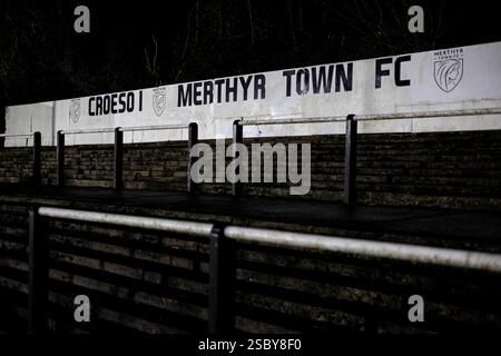 Merthyr Town gegen Basingstoke Town in der Southern League Premier Division South im Penydarren Park am 4. Februar 2025. Stockfoto