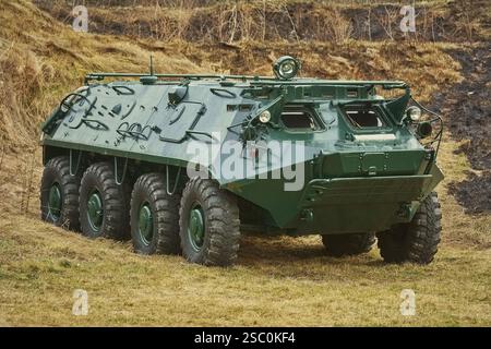 Sowjetischer Achträdriger gepanzerter Personalträger (BTR) Silistra, Bulgarien, Europa Stockfoto