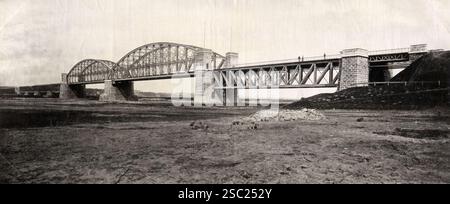 Gezicht op de spoorbrug über de Rijn te Oosterbeek. Stockfoto