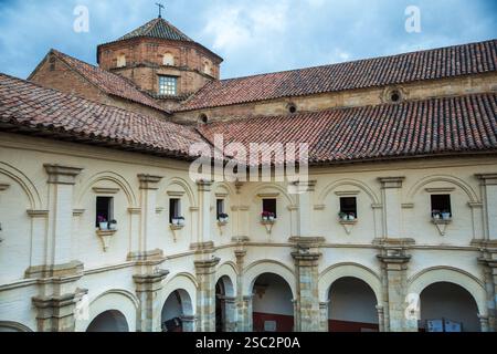 Klostermuseum unserer Lieben Frau von Monguí. Das Museum verfügt über 9 Räume, in denen Kunstwerke von Künstlern wie Gregorio Vásquez de Arce y Ceballos, Baltasa, ausgestellt sind Stockfoto