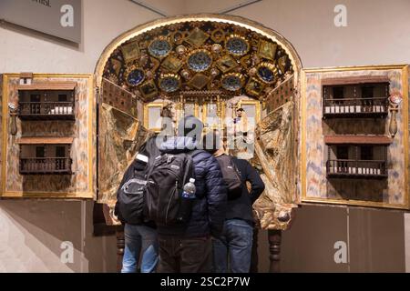 Klostermuseum unserer Lieben Frau von Monguí. Das Museum verfügt über 9 Räume, in denen Kunstwerke von Künstlern wie Gregorio Vásquez de Arce y Ceballos, Baltasa, ausgestellt sind Stockfoto