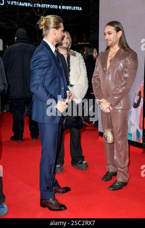 Rurik Gislason, Jack Strify und Riccardo Simonetti zu Gast auf dem roten Teppich bei der Kinofilmpremiere WUNDERSCHÖNER im Zoo Palast am 04.Februar 2025 in Berlin Deutschland *** Rurik Gislason, Jack Strify und Riccardo Simonetti als Gäste auf dem roten Teppich bei der Kinofilmpremiere WUNDERSCHÖNER im Zoo Palast am 04.Februar 2025 in Berlin Deutschland Stockfoto