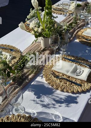 Romantik am Meer – wo Liebe auf die Meeresbrise trifft Stockfoto