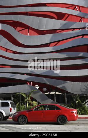 Petersen Automotive Museum am Wilshire Boulevard, Los Angeles, Kalifornien, USA, Nordamerika Stockfoto