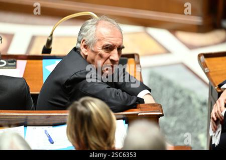 Paris, Frankreich. Februar 2025. Paris am 5. Februar 2025 befragt der französische Premierminister Francois Bayrou während einer Sitzung mit Fragen an die Regierung in der französischen Nationalversammlung Credit: HMB Media/Alamy Live News Stockfoto