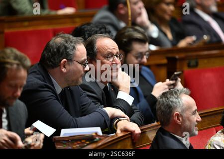 Paris, Frankreich. Februar 2025. Paris am 5. Februar 2025 befragt die Regierung - Francois Hollande ehemaliger Präsident der französischen republik während einer Sitzung von Fragen an die Regierung in der französischen Nationalversammlung Credit: HMB Media/Alamy Live News Stockfoto