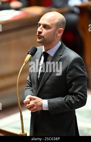 Paris, Frankreich. Februar 2025. Paris am 5. Februar 2025, Fragen an die Regierung - Jean Noël Barrot Minister für auswärtige Angelegenheiten während einer Sitzung von Fragen an die Regierung in der französischen Nationalversammlung Credit: HMB Media/Alamy Live News Stockfoto