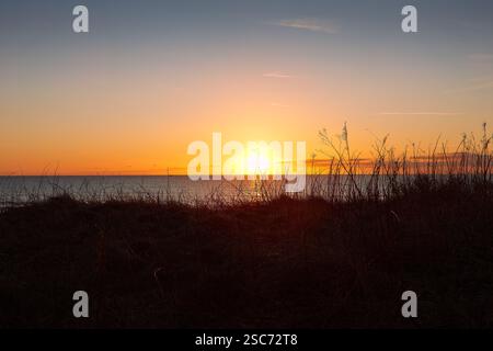 Sonnenaufgang am Togston Beach, Druridge Bay Northumberland, 2025 Stockfoto