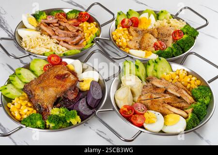 Angle View gesunde Mahlzeit mit verschiedenen Zutaten in horizontaler Zusammensetzung Stockfoto