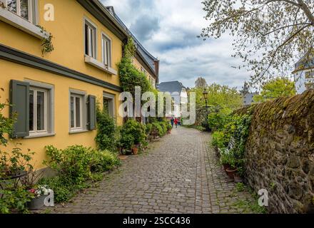 Häuser und Straßen in der Altstadt von Frankfurt-Hoechst Stockfoto