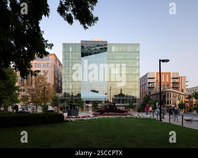 25 West Main, Lage: Madison WI, Architekt: Valerio DeWalt Train Stockfoto