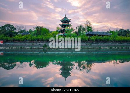 Chongli Pavillon, Wangjiang Tower Park, Chengdu, Sichuan, China Stockfoto
