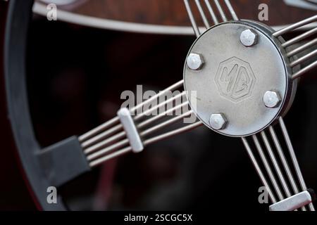 Lenkrad des MG Classic Car Stockfoto