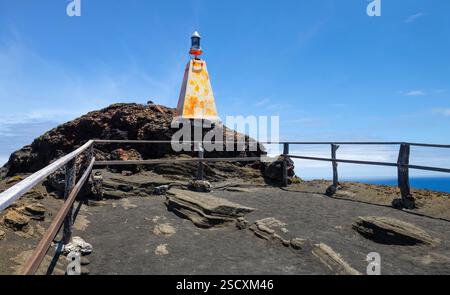 Leuchtturm auf der Spitze der Insel Bartolomé Stockfoto