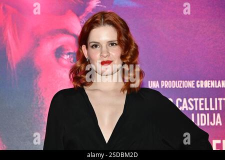 Rom, Italien. Februar 2025. Tesa Litvan nimmt an der Fotokonferenz zur Präsentation des Films Diva Futura im Cinema Barberini Teil. Quelle: SOPA Images Limited/Alamy Live News Stockfoto