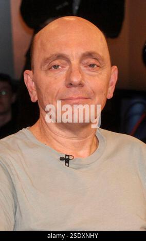 Bernhard Hoecker deutscher Schauspieler, Komiker und Moderator zu Gast in der NDR Talkshow aus dem NDR 3 Studio am 07.Februar 2025 in Hamburg HH Deutschland *** Bernhard Hoecker deutscher Schauspieler, Komiker und Moderator als Gast in der NDR Talkshow aus dem NDR 3 Studio am 07.Februar 2025 in Hamburg HH Deutschland Stockfoto