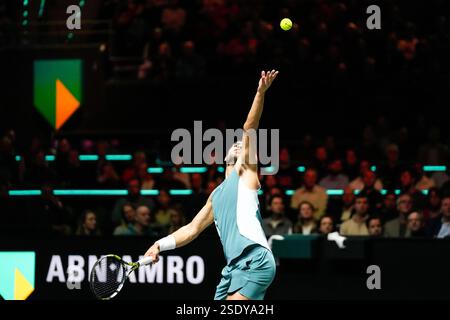 Rotterdam - Carlos Alcaraz während des ABN AMRO Open Spiels zwischen Carlos Alcaraz und Pedro Martinez . Das Spiel findet am fünften Tag der 52. Ausgabe der ABN AMRO Open in Ahoy am 7. Februar 2025 in Rotterdam, Niederlande, statt. (VK Sportphoto/Danny de Groot) Stockfoto