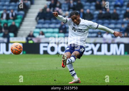 Preston, Großbritannien. Februar 2025. Jayden Meghoma von Preston North End während des Emirates FA Cup Matches Preston North End gegen Wycombe Wanderers in Deepdale, Preston, Vereinigtes Königreich, 8. Februar 2025 (Foto: Jorge Horsted/News Images) in Preston, Vereinigtes Königreich am 8. Februar 2025. (Foto: Jorge Horsted/News Images/SIPA USA) Credit: SIPA USA/Alamy Live News Stockfoto