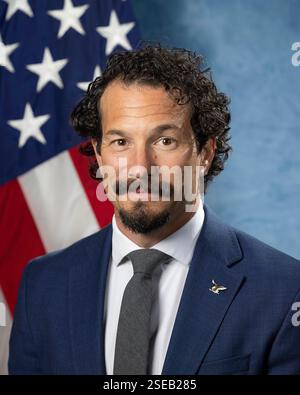 Brian Driscoll vom FBI wurde zum stellvertretenden Direktor der Bundesbehörde ernannt. Mr. Driscoll trat 2007 als Special Agent beim FBI ein. Er wurde zunächst dem New York Field Office zugeteilt, wo er sich mit organisierter Kriminalität beschäftigte und später Mitglied der SWAT wurde. Im März 2011 wurde Herr Driscoll als Operator für die HRT des FBI ausgewählt. Schließlich wurde er Leiter des HRT-Teams, verantwortlich für die Planung und Ausführung taktischer Lösungen zur Förderung des globalen FBI-Betriebs. Stockfoto