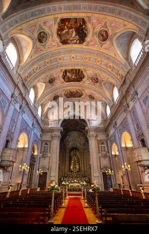 LISSABON, PORTUGAL - DEZ. 26. 2024: Die Nikolaikirche (Igreja de Sao Nicolau) in Lissabon, Portugal, stammt aus dem 12. Jahrhundert und ist eine der alten Stockfoto